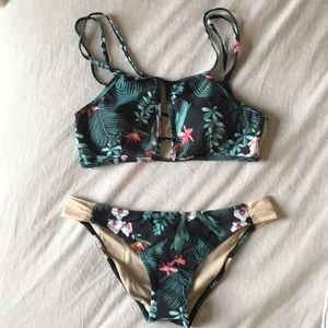 Cupshe bikini 👙